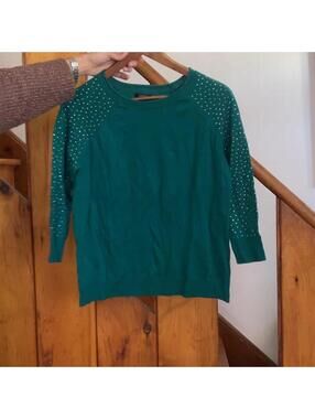 Apt. 9 green 3/4 sleeve top with studs Size M
